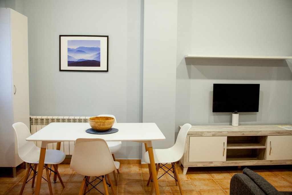 Cumbres De Los Picos Apartamento Urriellu Poo  ภายนอก รูปภาพ